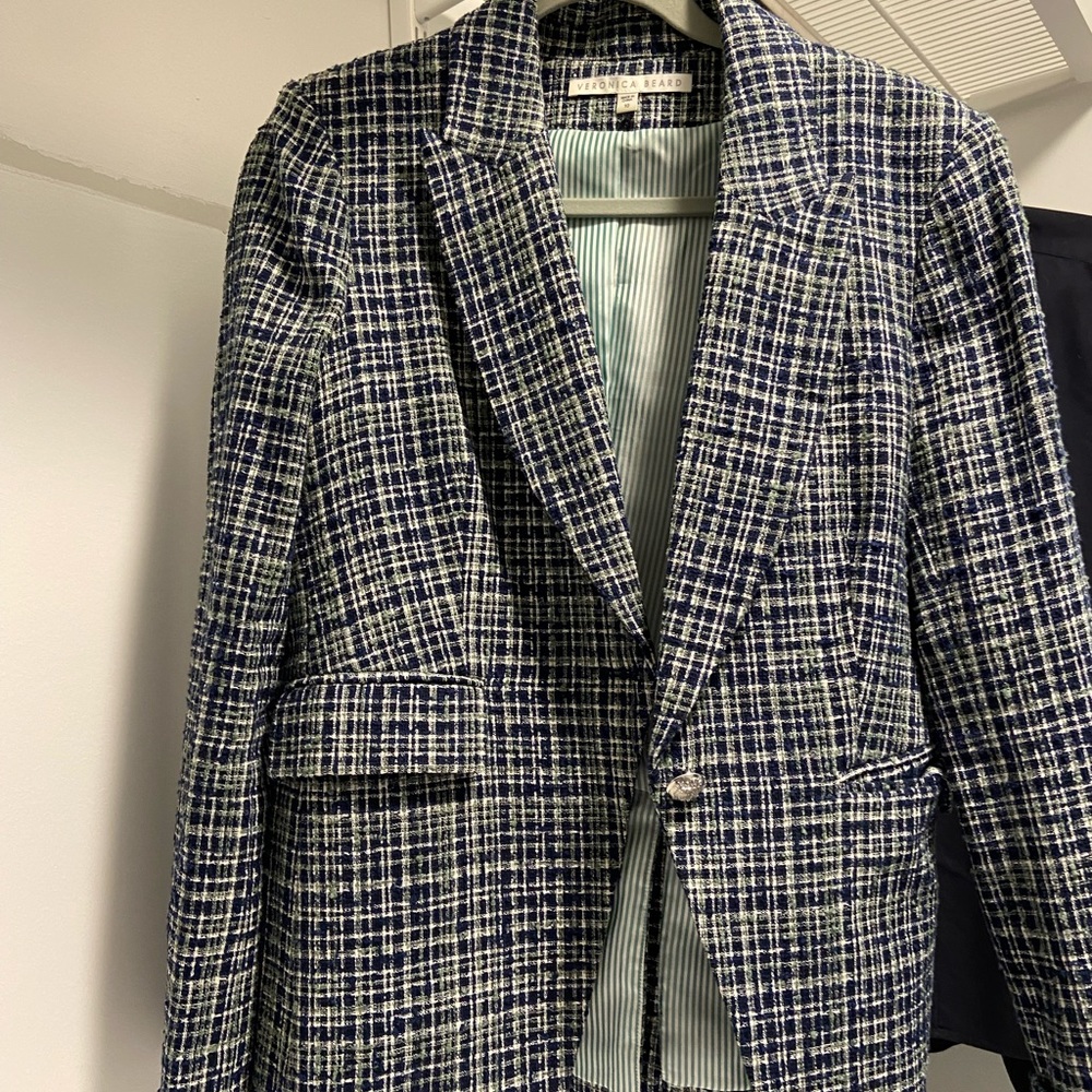Veronica beard tweed blazer one button